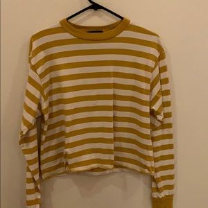 brandy melville long sleeve shirt